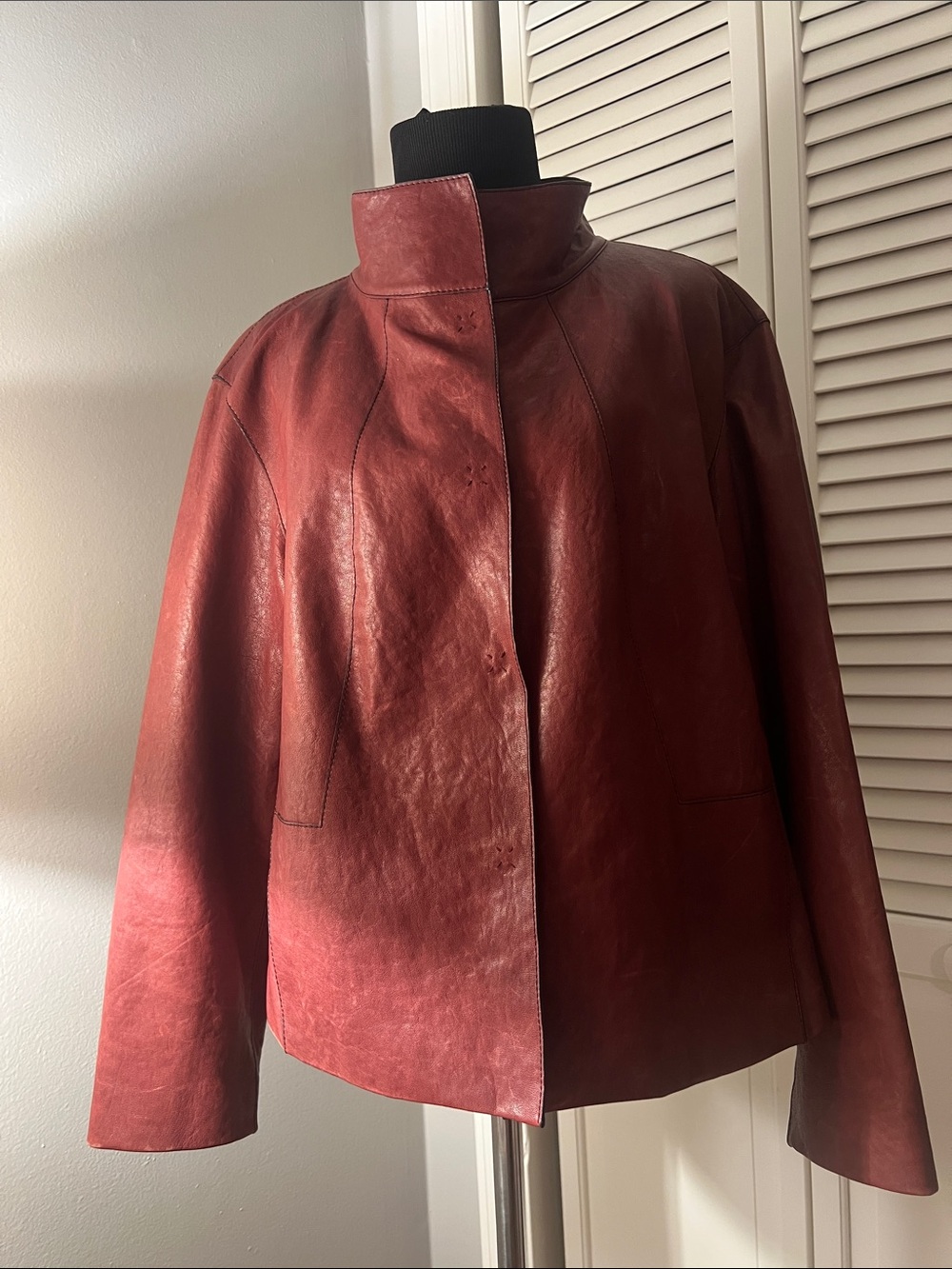 Lafayette 148 New York Scrumptious Deep lambskin Burgundy Leather patch Jacket